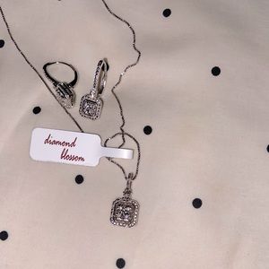 Diamond Blossom 1/2 ct. t.w Earring and Necklace